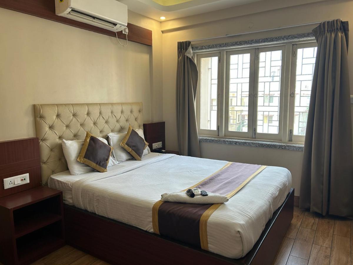 The Aster Enclave Hotel Kalküta Dış mekan fotoğraf