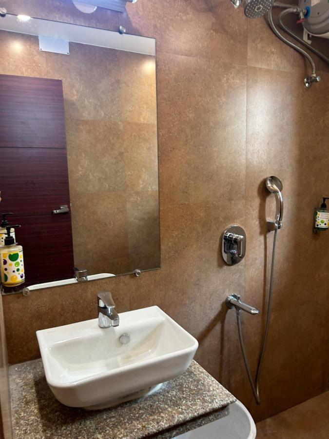 The Aster Enclave Hotel Kalküta Dış mekan fotoğraf