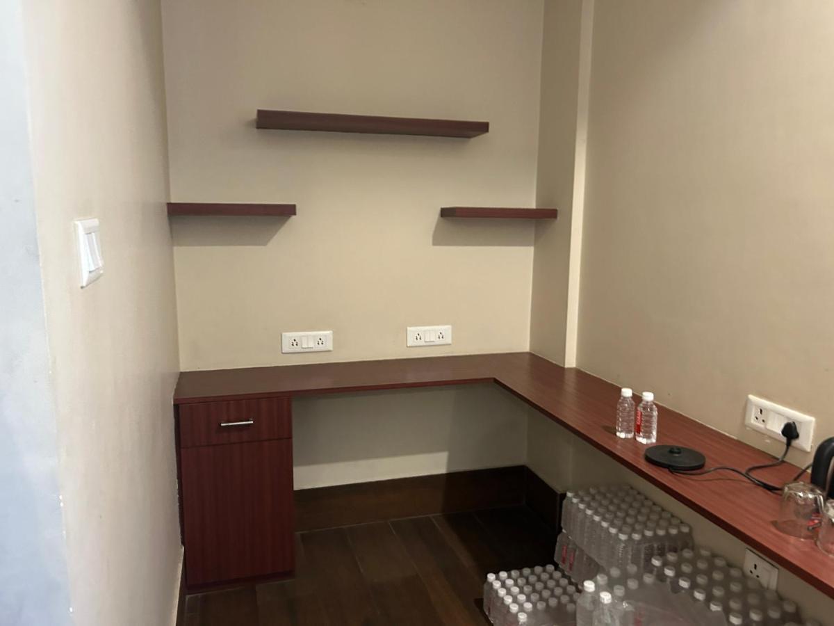 The Aster Enclave Hotel Kalküta Dış mekan fotoğraf
