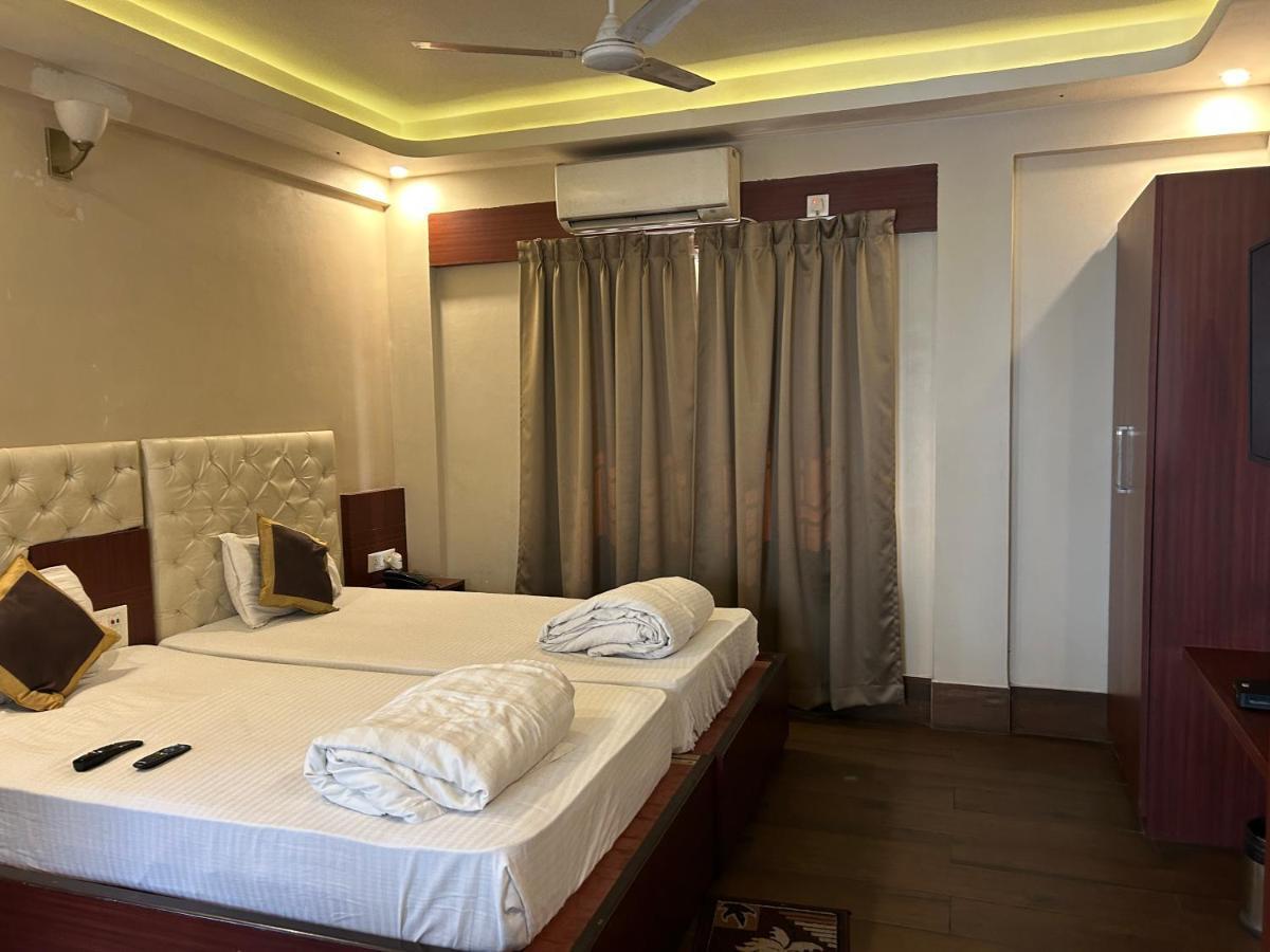 The Aster Enclave Hotel Kalküta Dış mekan fotoğraf